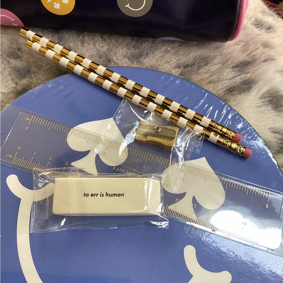 Kate Spade Navy and Blue Pencil or makeup Case and Mouse Pad Set NWT - Picture 7 of 7